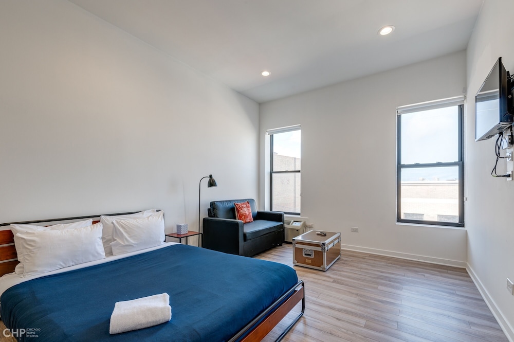 Chicago Third Floor Studio by 747 Lofts - photo 6