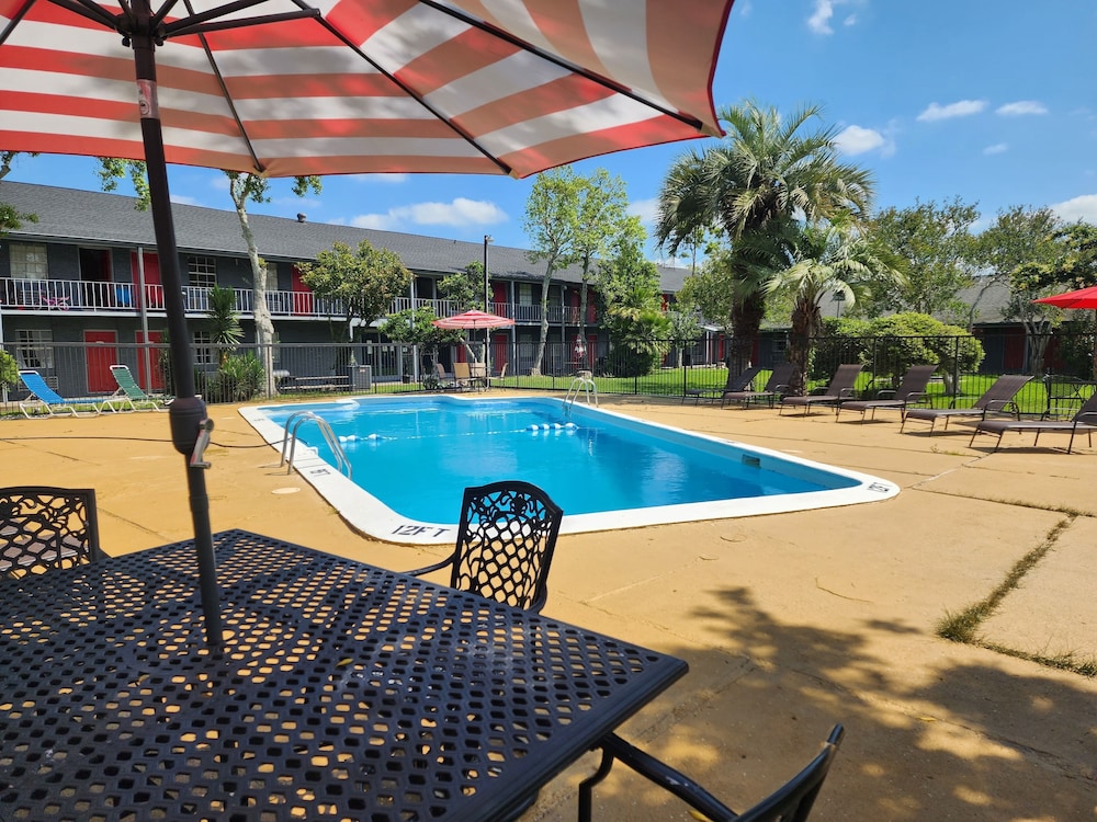 Red Carpet Inn Houma LA - photo 17