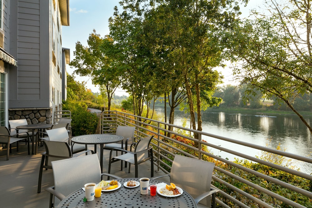 Holiday Inn Express Corvallis On the River by IHG - photo 51
