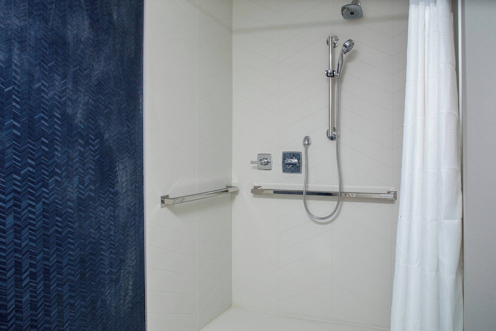 Fairfield Inn & Suites Springfield Enfield - photo 8