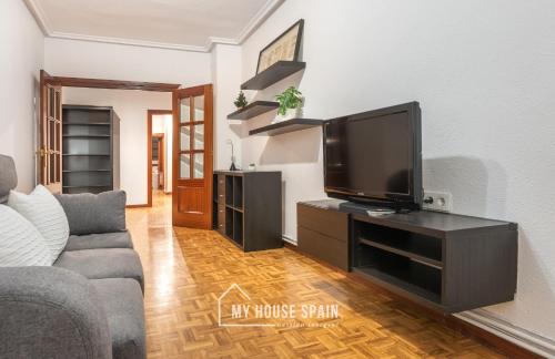 Myhousespain Piso Nuevo En El Centro De Gijon — Gijon