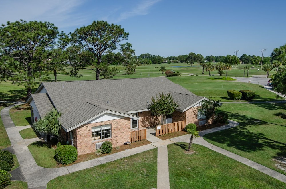 Cottages on the Green - carbon neutral hotel in Pensacola