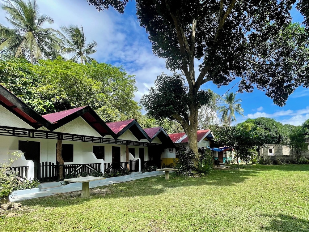 Nayon Inn - carbon neutral hotel in El Nido