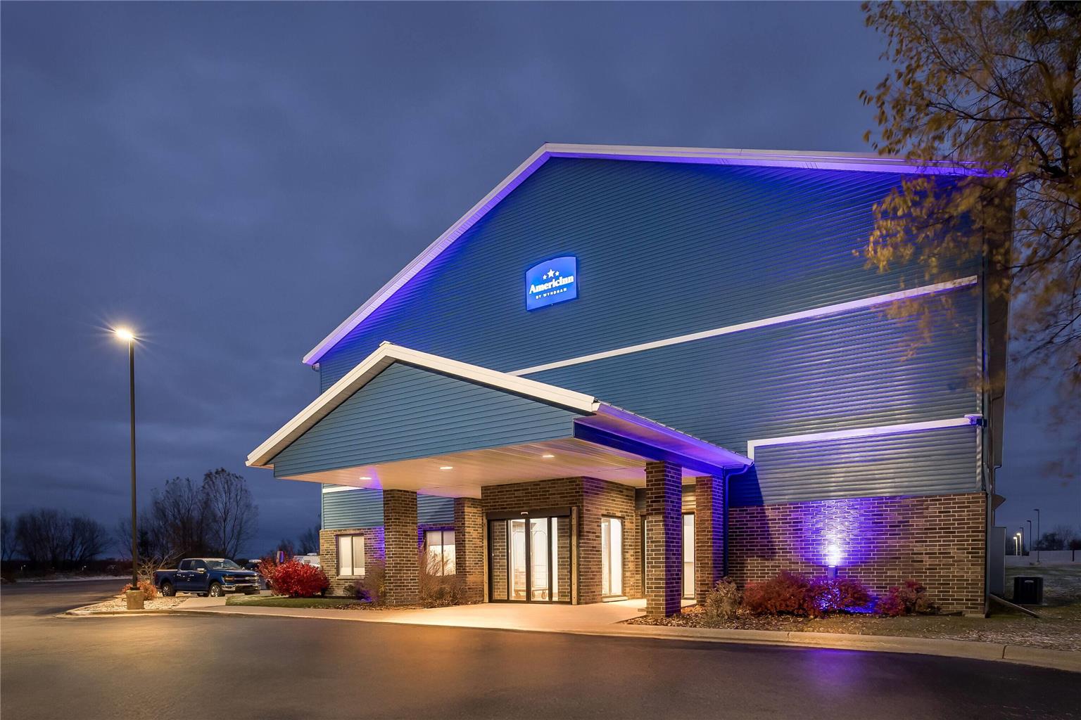 AmericInn by Wyndham Columbus Wisconsin - photo 5