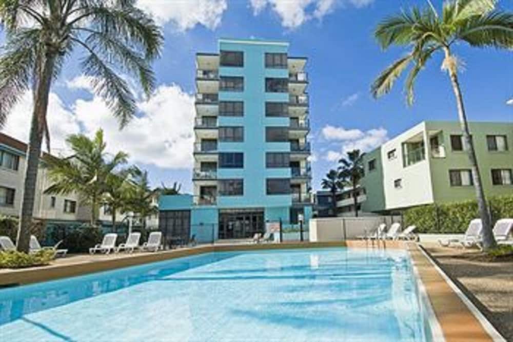 Aqualine Apartments — 4-Star Luxury Hotel in Southport, Australia