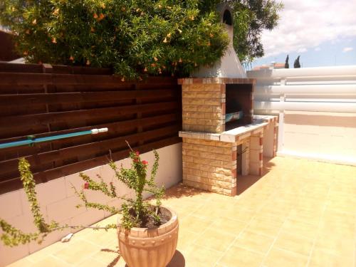 Summer Breeze Cheerful 2 bedroom villa with pool