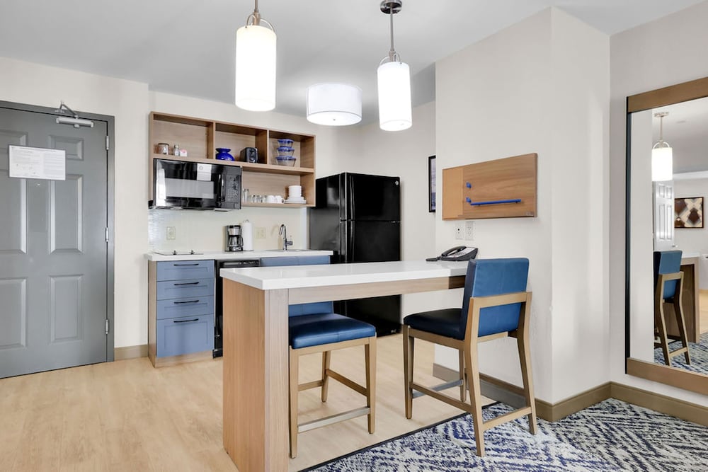 Candlewood Suites Atlanta West I 20 by IHG - photo 14