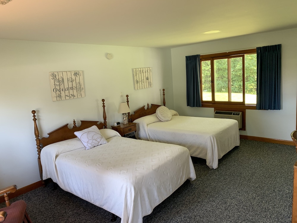 Towne Lyne Motel - photo 39
