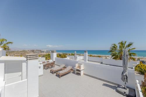 Nova Superbeach 38 in Santa Pola, Spain