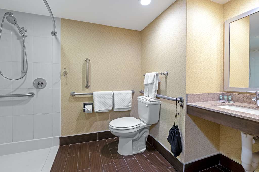 Best Western University Inn At Valparaiso - photo 26