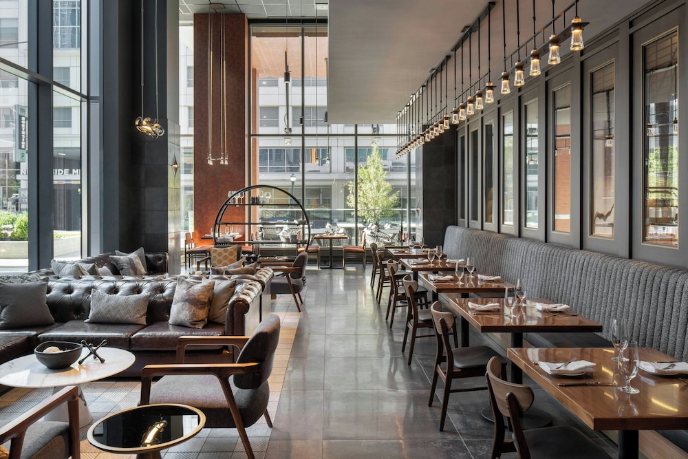 Epicurean Atlanta Autograph Collection - photo 75