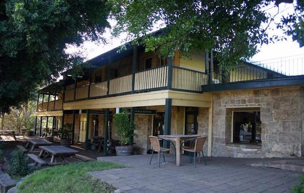 Wisemans Inn — hotel in Gosford