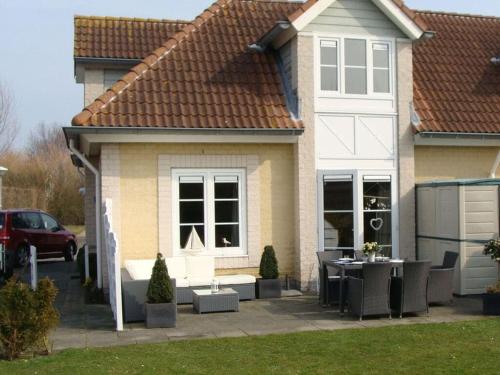 Wirth Comfortable holiday residence — 4-Star Luxury Hotel in Kamperland, Netherlands