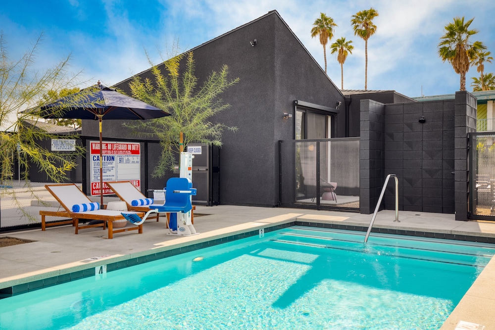 Blackhaus Suites by AvantStay - photo 15