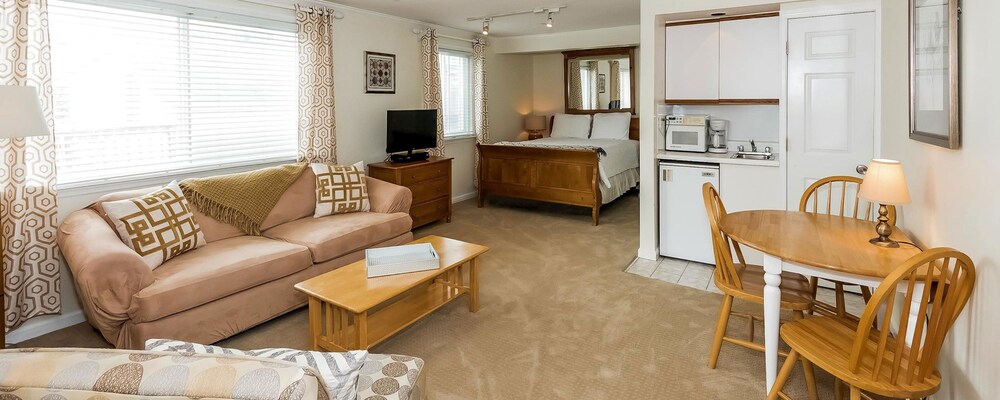 The Inn at Fairfield Beach - photo 19