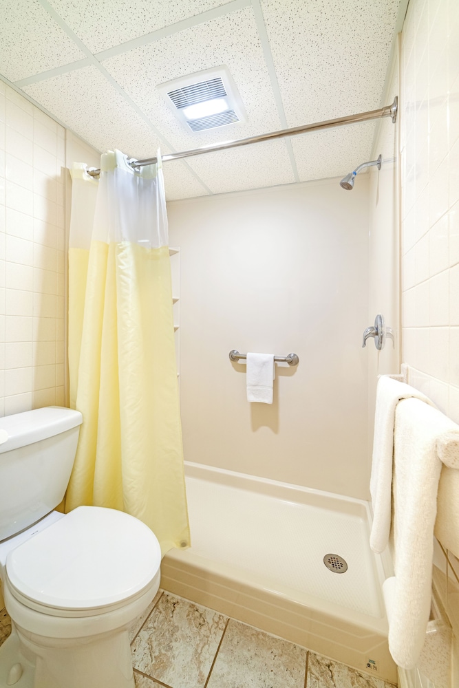 Town and Country Inn & Resort - photo 19
