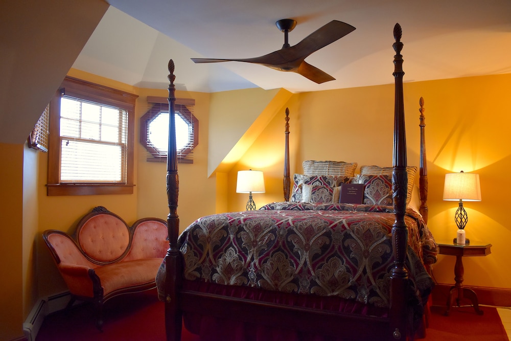 The Palmer House Inn - photo 32