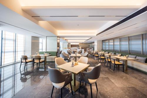 Atour Hotel Guangzhou Huadu Shiling Avenue in Guangzhou, People's Republic of China