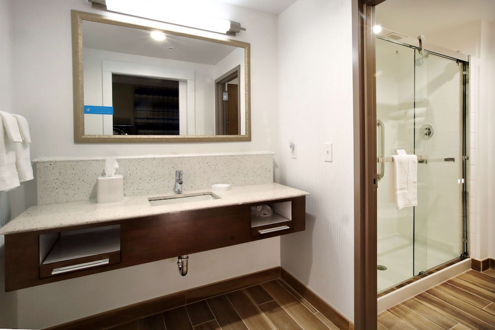 Hampton Inn & Suites Baltimore Aberdeen - photo 18