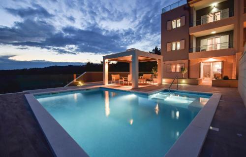 Stunning Apartment In Rogoznica — 4-Star Luxury Hotel in Rogoznica, Croatia