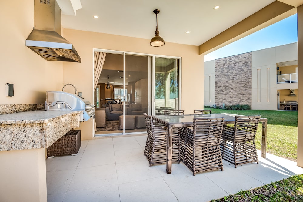 Magic Village Resort 4 Bdrm Townhome - photo 4