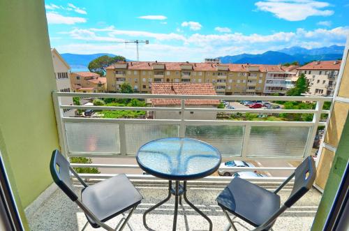 Central Apartment Tivat — 4-Star Luxury Hotel in Tivat, Montenegro