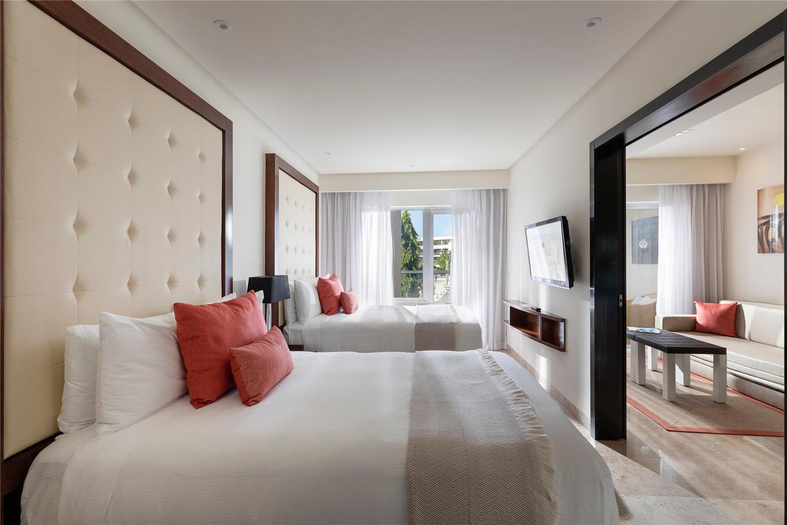 Guest room