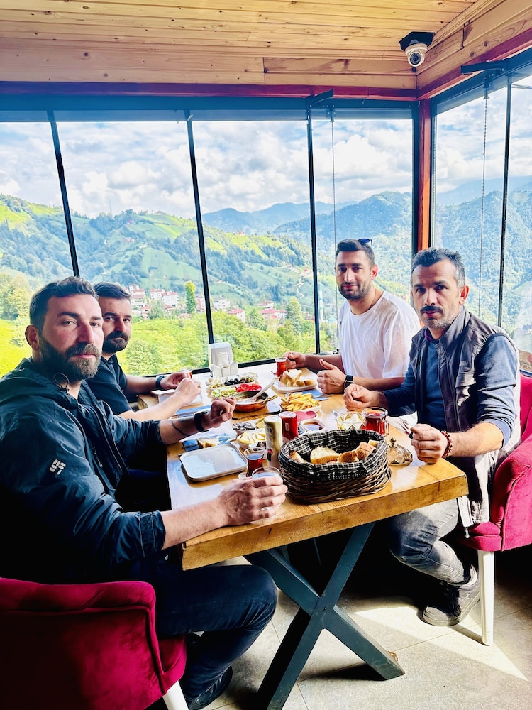 Poyraz Dag Evleri in Camlihemsin, Turkey