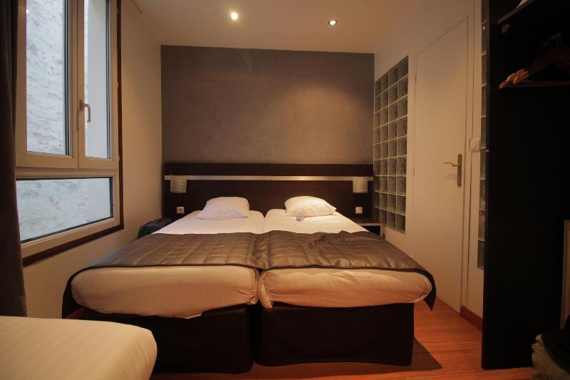 Modern's Hotel - last minute hotel in Paris