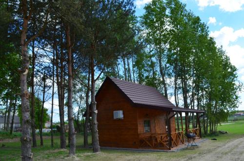 Pod Dębem - carbon neutral hotel in Winnica