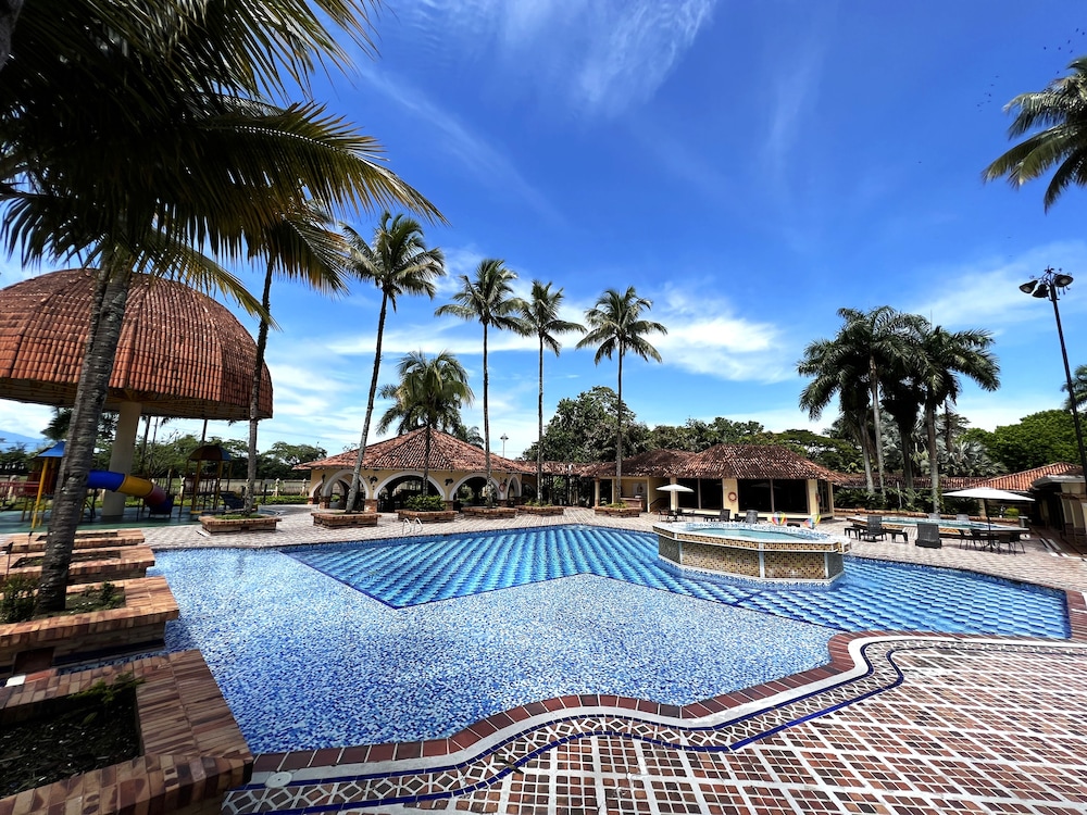 Campestre El Campanario