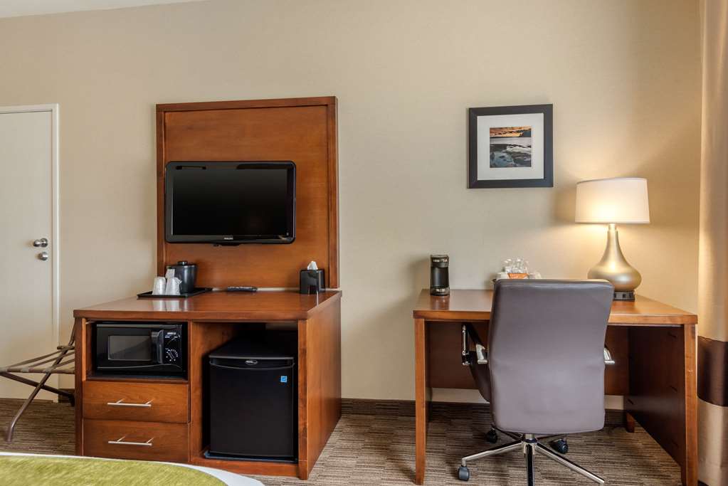 Comfort Inn Ellsworth Bar Harbor - photo 10