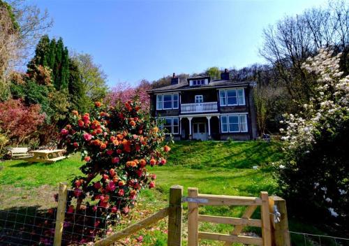 6 Bed in Dolgellau oc wah675 in Bangor, United Kingdom