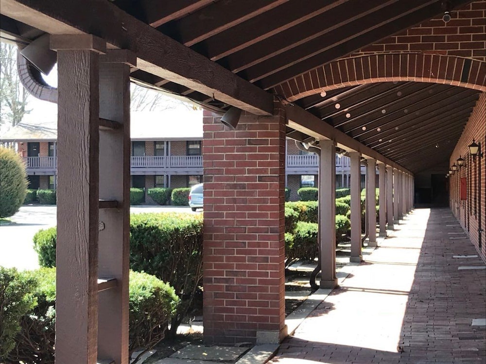 Lincoln Lodge - photo 18