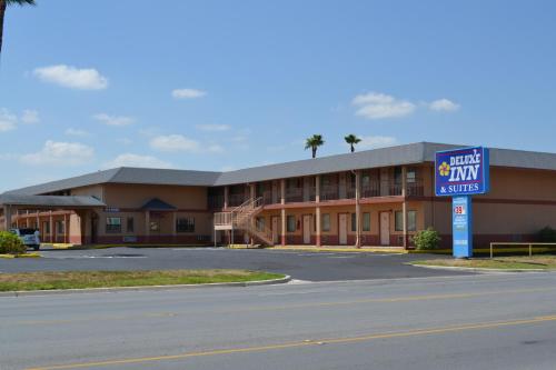 Deluxe Inn and Suites Weslaco - photo 8