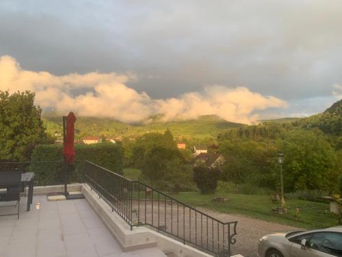 Longue Vue En Arbois