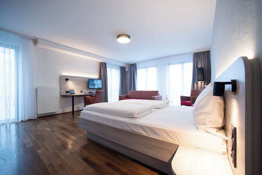 Eden Hotel Fruh Am Dom — Koeln