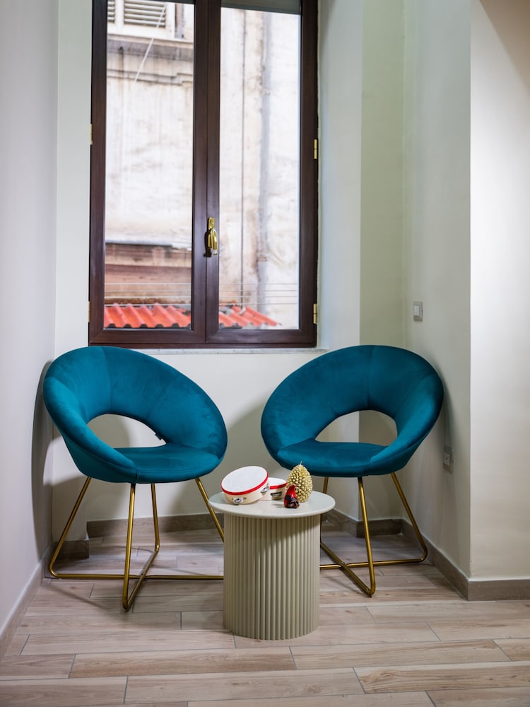 Stella Mia Luxury Rooms — Naples — photo 3