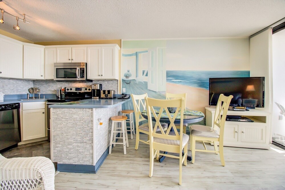0910 Gone To The Beach by Atlantic Towers - photo 8