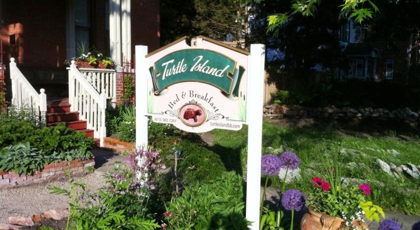 Turtle Island Bed And Breakfast — Gananoque — photo 3