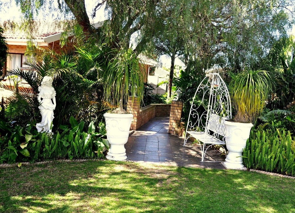 Cape Wine Route Guesthouse