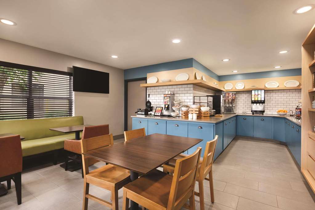 Country Inn & Suites by Radisson Lawrenceville near Northside Hospital Gwinnett - photo 21