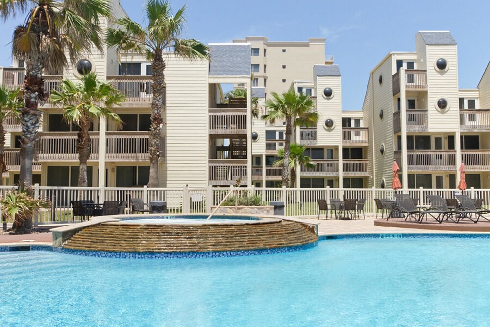 Bahia Mar Solare Tower 6th floor Oceanview Condo 3bd 3ba w Pools - photo 53