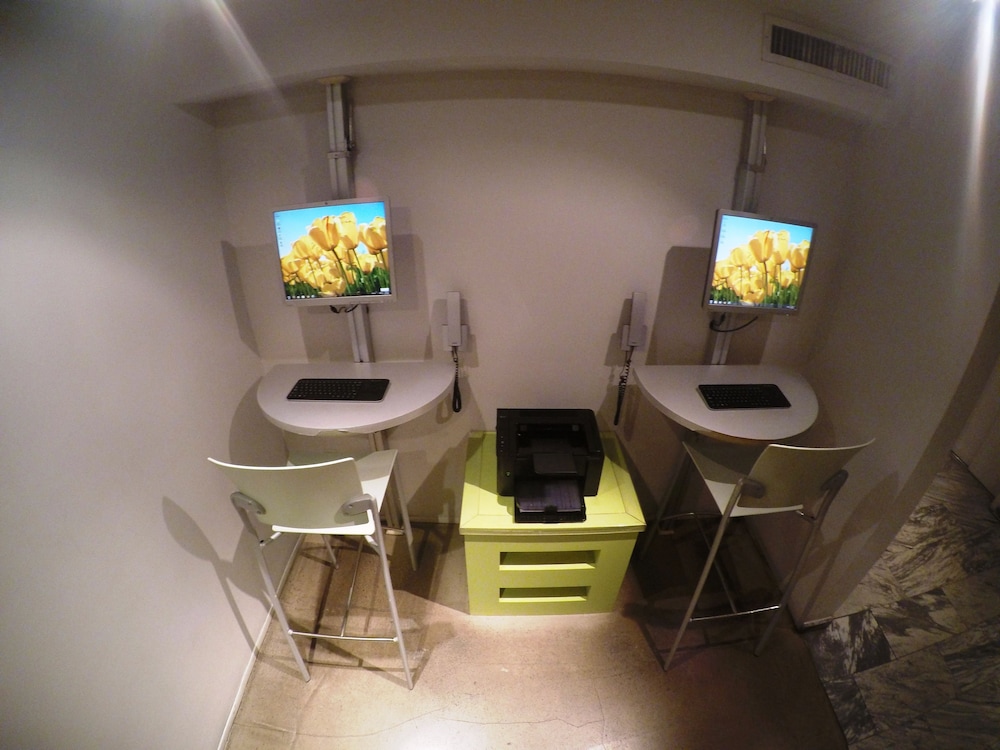 The Shoreham - photo 35