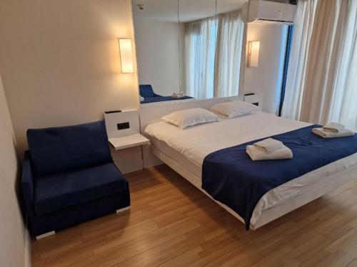 Orby City Seafront Luxury Stay