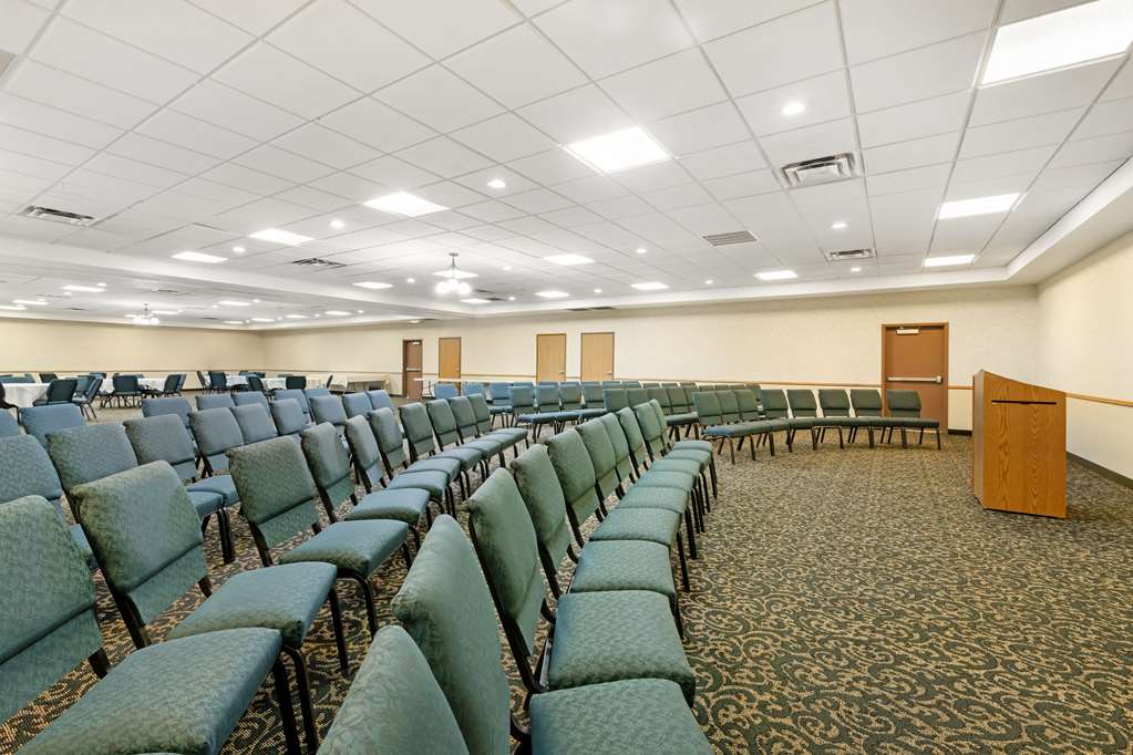 Best Western Wittenberg Inn - photo 33