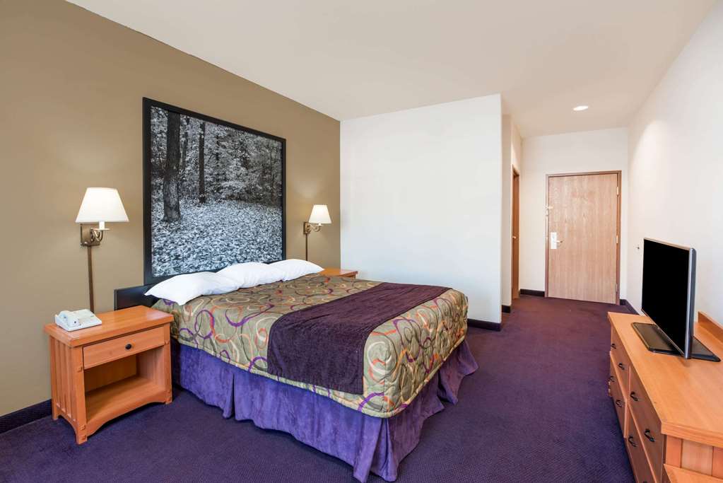 Super 8 by Wyndham Columbia East - photo 8