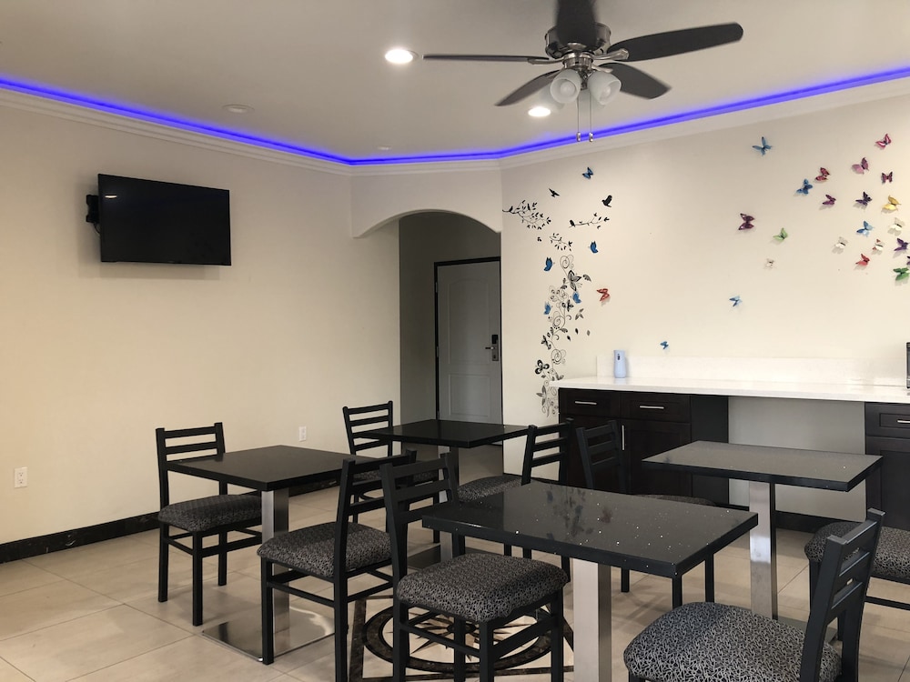 Starlight Inn South El Monte - photo 17