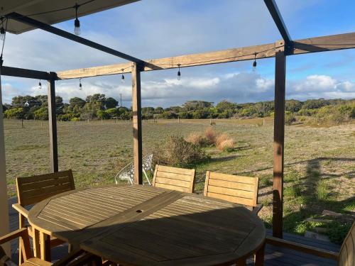 Ramblers Croft WiFi Pet Friendly inside — Robe — photo 2