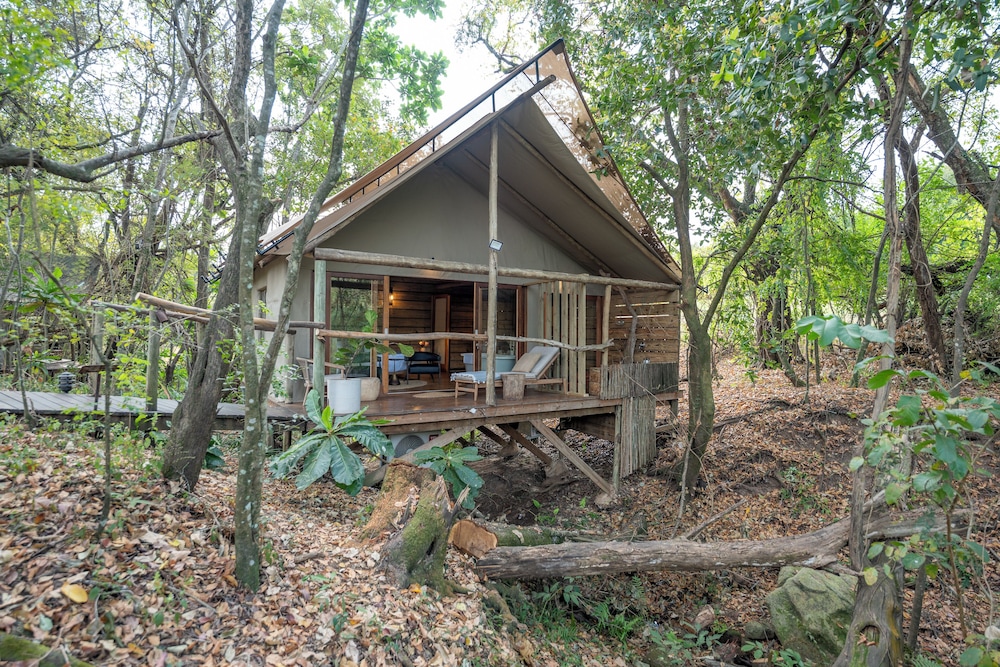 Summerfields Rose Retreat & Spa — 5-Star Luxury Hotel in Nelspruit, South Africa